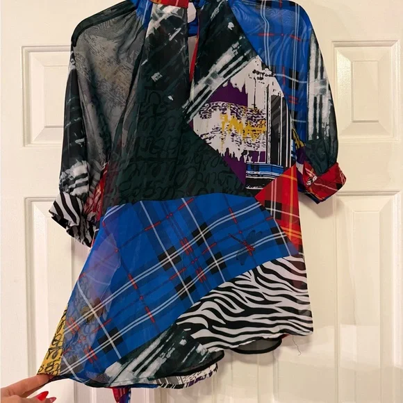 New York & Company Vibrant Red and Blue Patterned Blouse - Picture 4 of 6